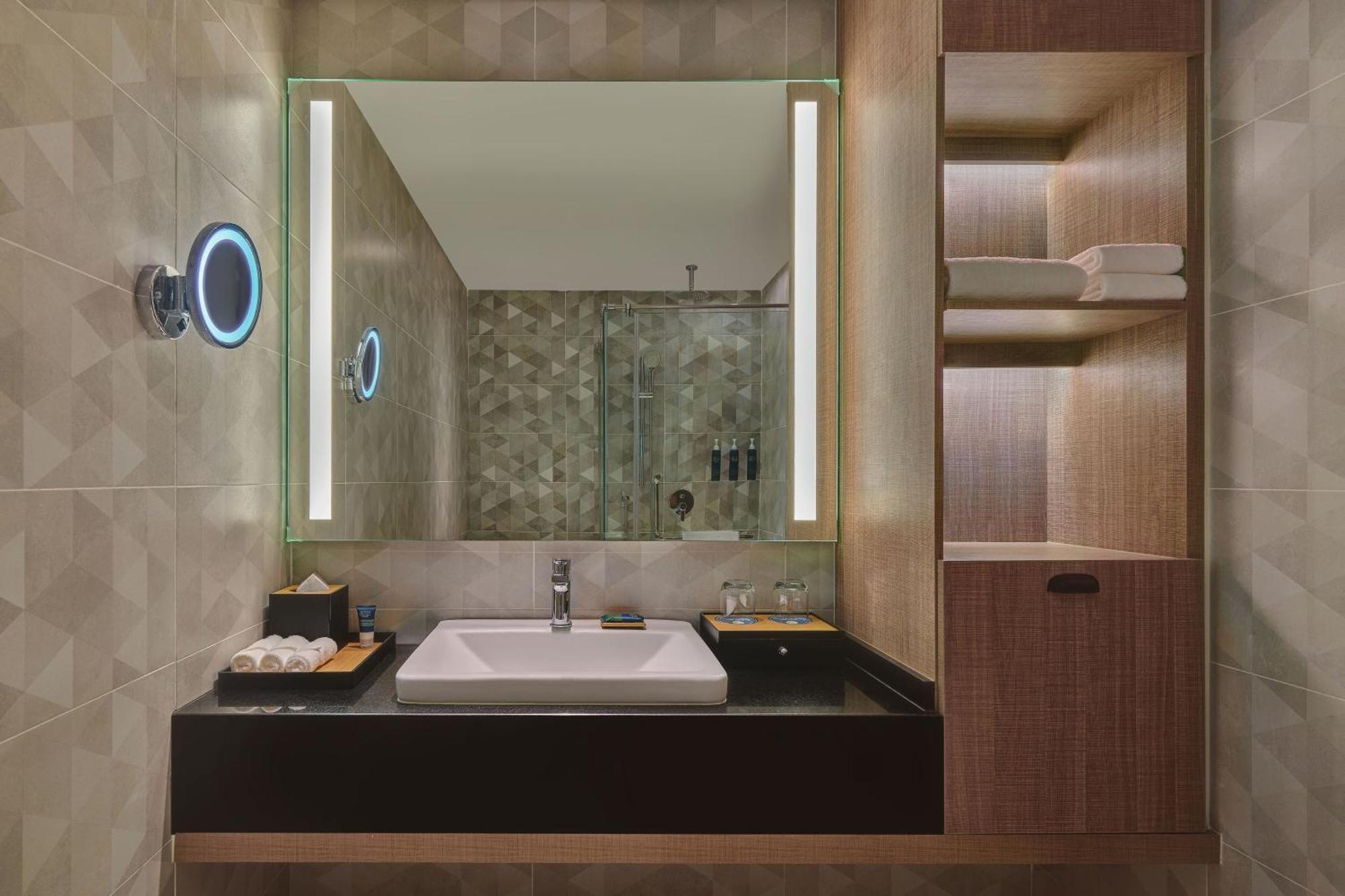 Four Points By Sheraton Десару Экстерьер фото